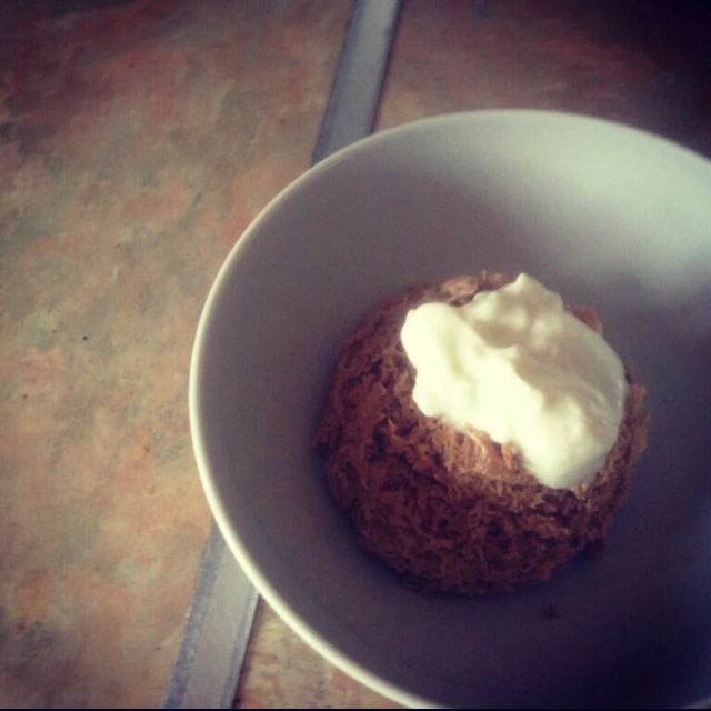 Protein Coffee Cake (in a mug!)