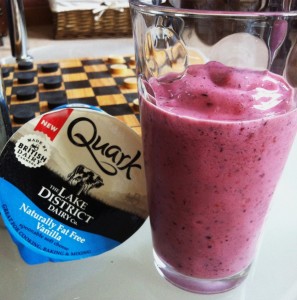 1 cup/120g Vanilla Quark, 1 Frozen Banana,7 Strawberries/1 cup Berries,1 tsp Maple Syrup, 200ml Milk, Ice-Cubes *serves 2* *140Kcal, 25g Carb, 11g Pro, 0.3g Fat*