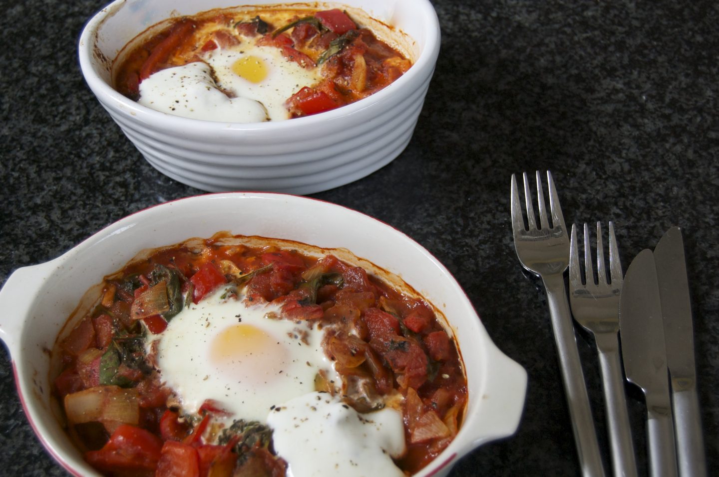 Healthy Baked Eggs (perfect for brunch!)