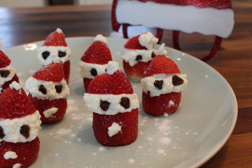 Strawberry Santa Men