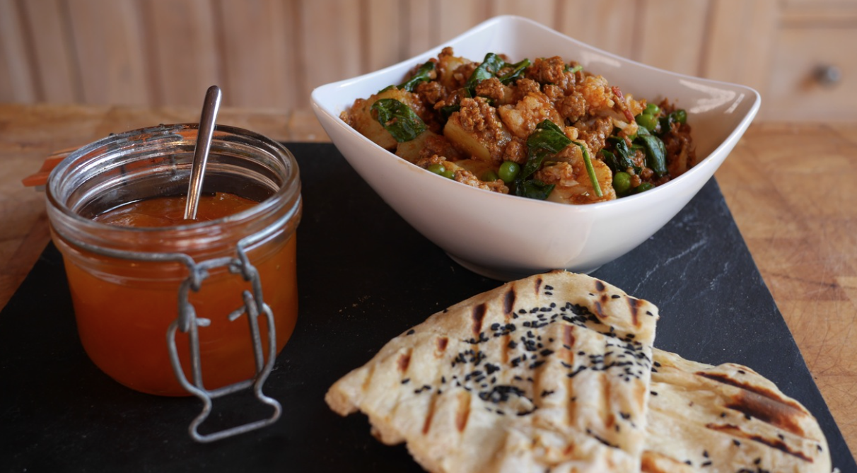 Vegetable Curry with Quorn Mince