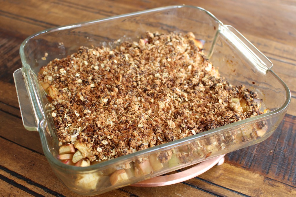 Healthy apple crumble
